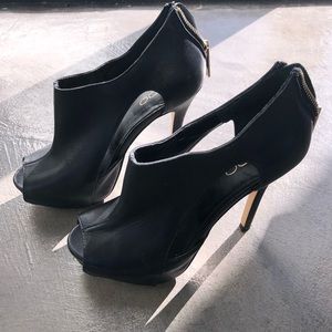 Black Platform Peep-toe Heels